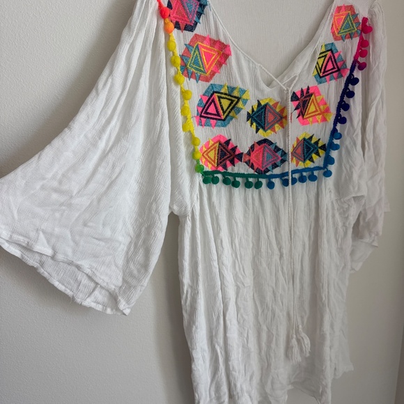 Beach cover up - Picture 2 of 2